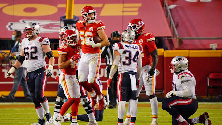 Chiefs Defense Gameplans to Limit Big Plays in Round 2 With Raiders
