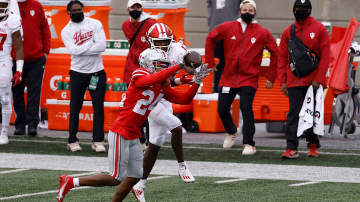 Will Wyatt Davis and Shaun Wade Be First Round Picks?