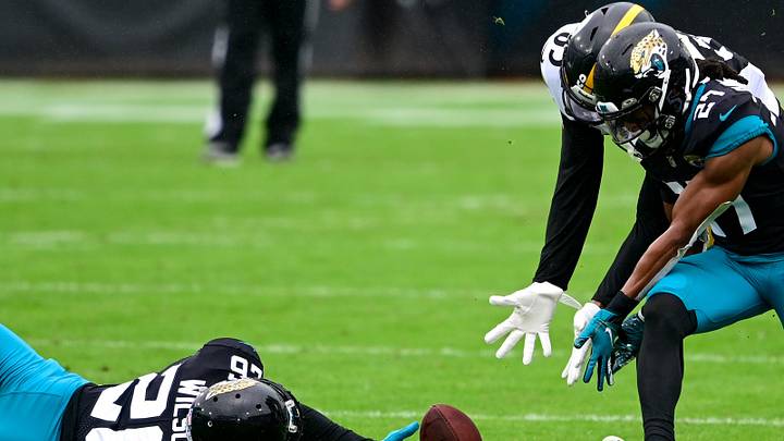 Steelers Dismantle Jaguars 27–3 As Jacksonville Loses Ninth Straight Steelers Dismantle Jaguars 27–3 As Jacksonville Loses Ninth Straight
