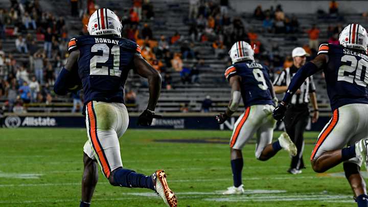 Auburn DB Weighs-In On 100-Yard Pick Six Against Tennessee