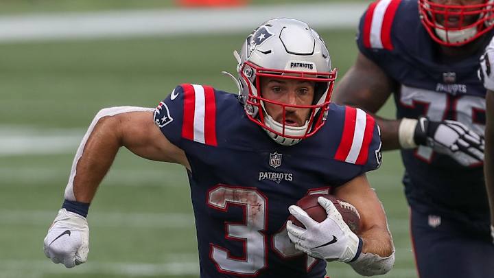 Patriots Running Back Rex Burkhead Suffers Serious Knee Injury