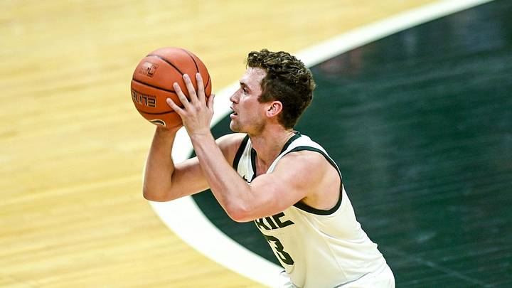 MSU Basketball: Loyer's Strong Off-Season Leads to Career-Night MSU Basketball: Loyer's Strong Off-Season Leads to Career-Night