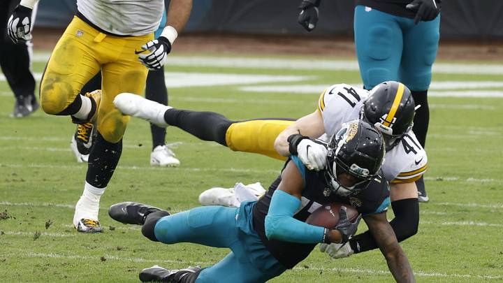 Jaguars Injury Update: DJ Chark, Sidney Jones Don't Practice on Thanksgiving Jaguars Injury Update: DJ Chark, Sidney Jones Don't Practice on Thanksgiving