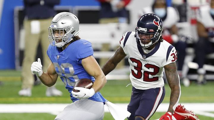 Lions' Week 12 Offensive Grades: Hockenson Being Held Back by Bevell
