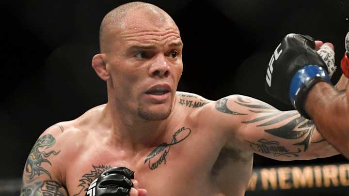 UFC Fight Night: Anthony Smith vs. Devin Clark - MMA Betting & DFS Preview