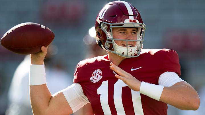 Alabama Unanimous Top Team in AP Top 25 for Second Consecutive Week