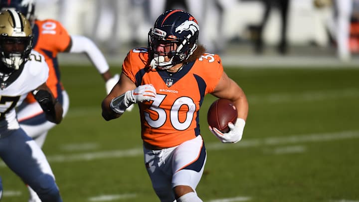 Broncos RB Phillip Lindsay Estimated to Miss Time with Knee Injury