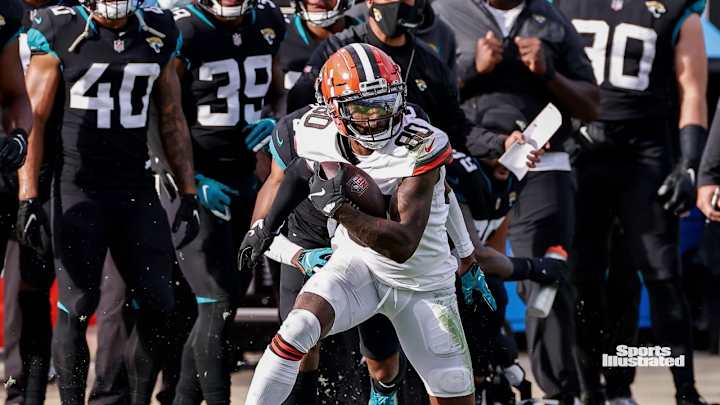 Former Browns WR Airs Out Dirty Laundry From Time In Cleveland On Social Media