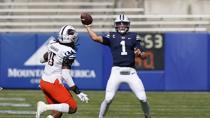 2021 NFL Draft: New Mock Suggests Jaguars Should Pass on Fields for Wilson