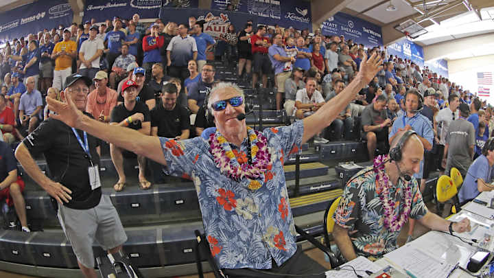 My Two Cents: Bill Walton an Embarrassment as an Analyst, and ESPN Needs to Pull the Plug My Two Cents: Bill Walton an Embarrassment as an Analyst, and ESPN Needs to Pull the Plug