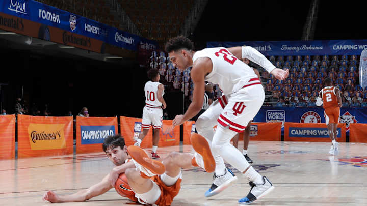 How to Watch Indiana Vs. Stanford Wednesday in Maui Invitational; Game Time, TV, Point Spread