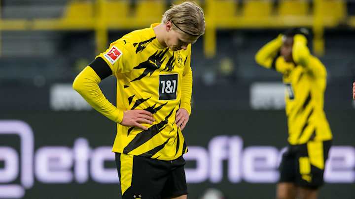 Dortmund's Erling Haaland Out a Month With Muscle Tear