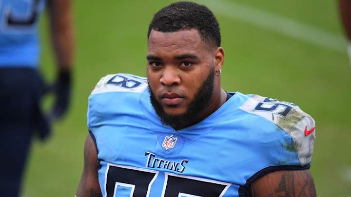 Wednesday Injury Report: Simmons Sits Out With Knee Injury