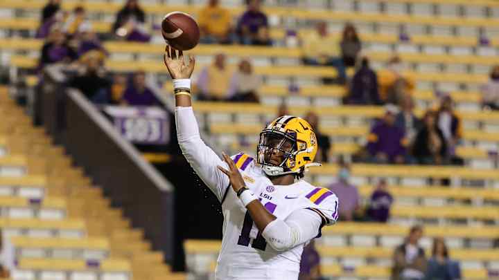 LSU Freshman QB TJ Finley to Draw Start Against No. 1 Alabama, What to Expect From Both Quarterbacks