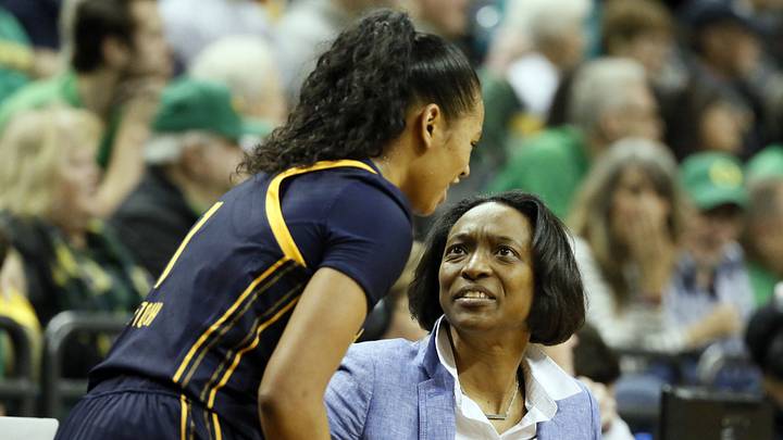 Cal Women's Basketball: Bears Lose Pac-12 Opener to Washington