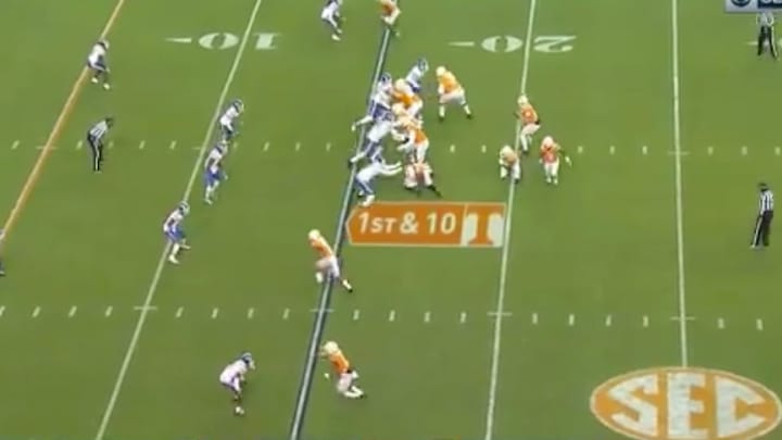 Watch: Harrison Bailey Throws First TD Pass As A Tennessee Volunteer