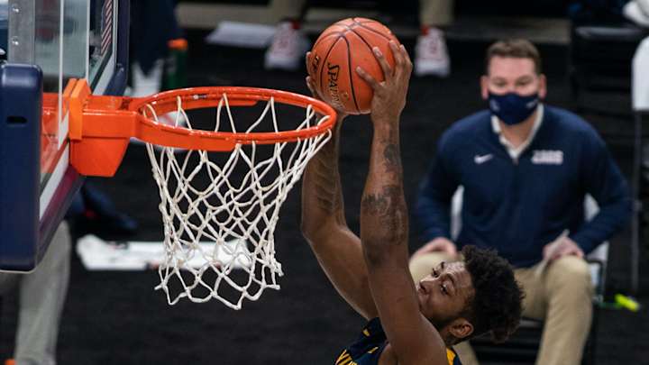 Expectations Are High For WVU Bigs