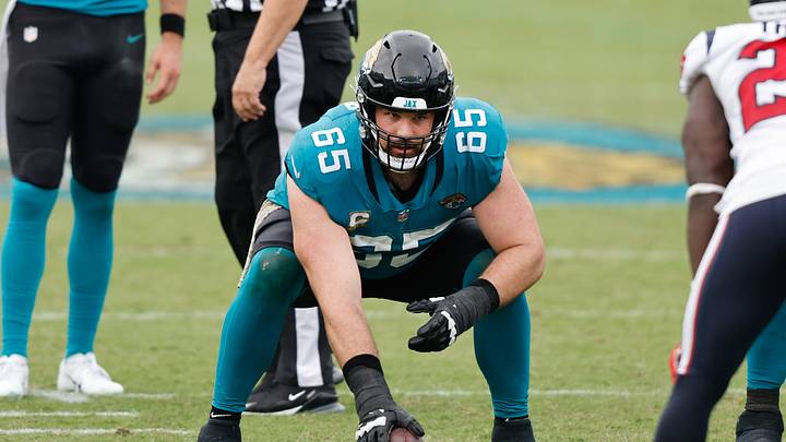 Brandon Linder Leaves Jaguars vs. Vikings With an Ankle Injury Brandon Linder Leaves Jaguars vs. Vikings With an Ankle Injury
