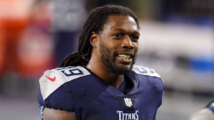 Report: Titans' Jadeveon Clowney Out for Season After Meniscus Surgery