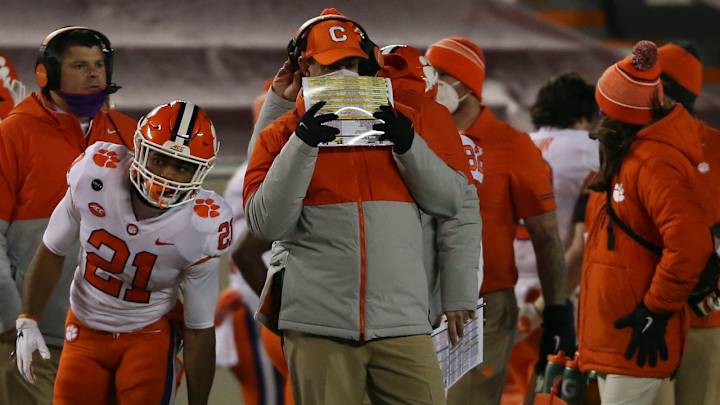 Swinney Updates Skalski, Other Injured Clemson Tigers After VT Win