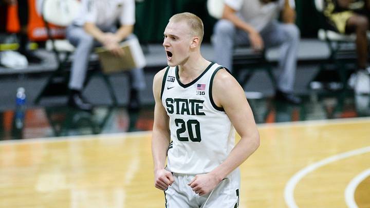 Michigan State Basketball: Hauser Finds His Shooting Touch
