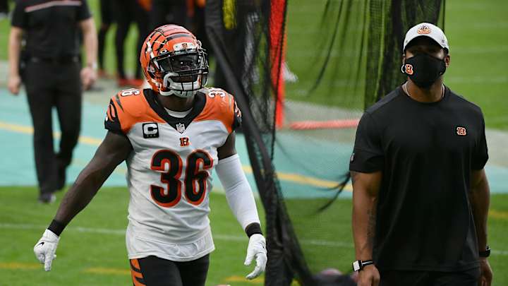 Bengals Safety Shawn Williams Suspended One Game for Stepping on Dolphins Player