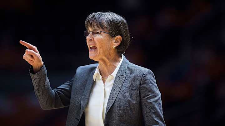 Stanford Replaces South Carolina Atop Women’s AP Top 25