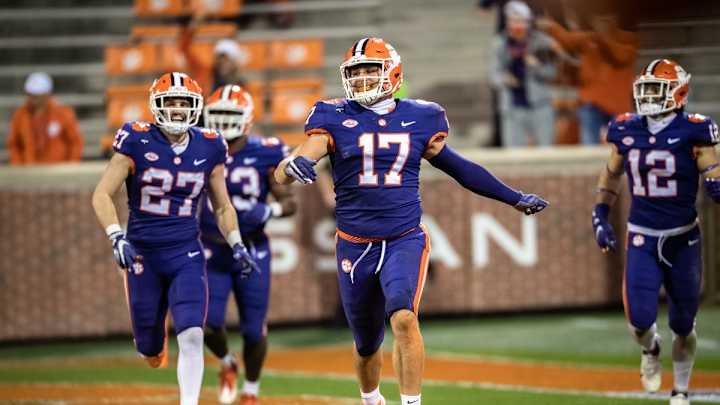 Learning From The Best: Clemson's Kane Patterson Hoping to Follow James Skalski's Lead