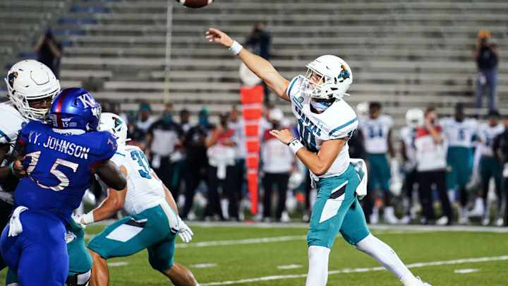 College Football Week 15 Betting Preview and Odds: No. 11 Coastal Carolina vs. Troy College Football Week 15 Betting Preview and Odds: No. 11 Coastal Carolina vs. Troy