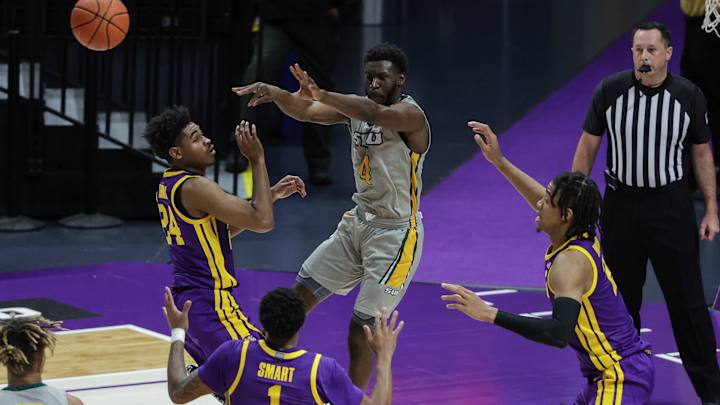 LSU Basketball Gears Up For Busiest Portion of Non-Conference Schedule