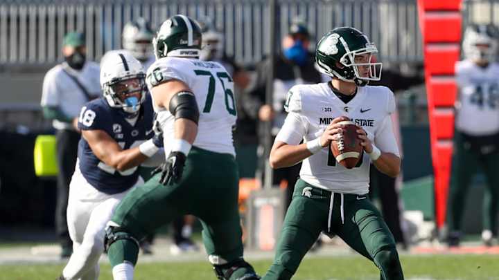 Michigan State Loses Battle for The Land Grant Trophy, 39-24