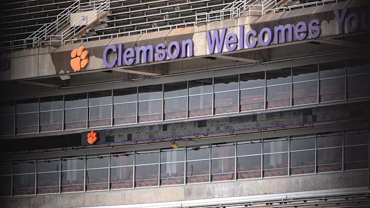 2021 OL Ryan Linthicum Signs National Letter of Intent With Clemson