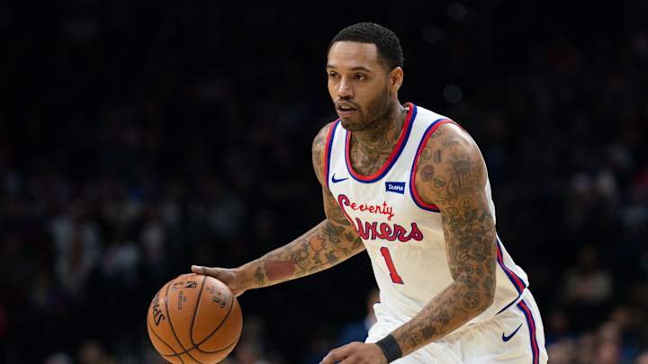 Doc Rivers Says Sixers' Mike Scott is Having a 'Phenomenal' Training Camp Doc Rivers Says Sixers' Mike Scott is Having a 'Phenomenal' Training Camp