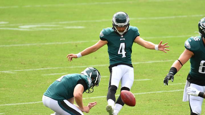 Jake Elliott's Short-Game Struggles a Mystery Jake Elliott's Short-Game Struggles a Mystery