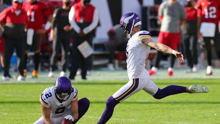 Vikings Release Tristan Vizcaino, Appear to Be Sticking With Dan Bailey at Kicker