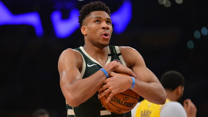 Giannis Matches Bucks' Commitment With Supermax Deal