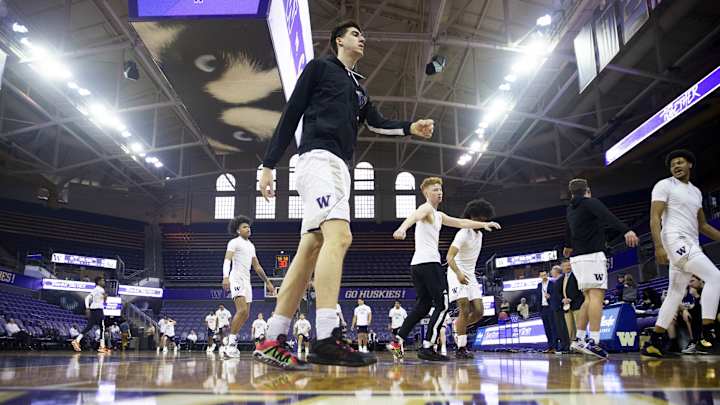 Riley Sorn, Tallest Player in Pac-12, Now More Than Curiosity