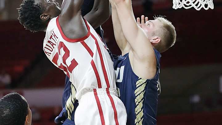 Oklahoma F Kur Kuath says he'll go pro