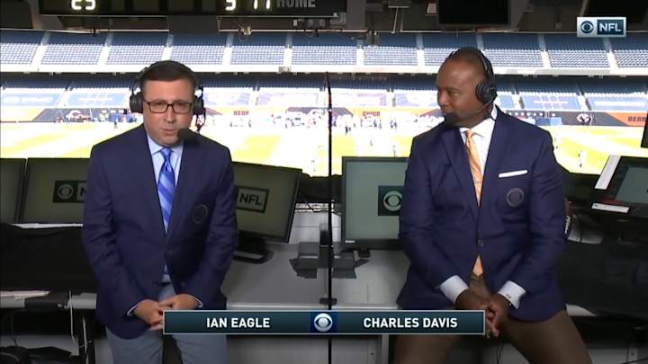 Ian Eagle Claims to Have Never Eaten a Condiment Ian Eagle Claims to Have Never Eaten a Condiment