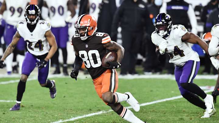 Jarvis Landry Calls Marcus Peters A 'Coward' for Alleged Spitting Incident Jarvis Landry Calls Marcus Peters A 'Coward' for Alleged Spitting Incident