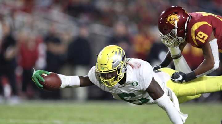 Oregon At First Glance: Offensive Players USC Fans Need To Know