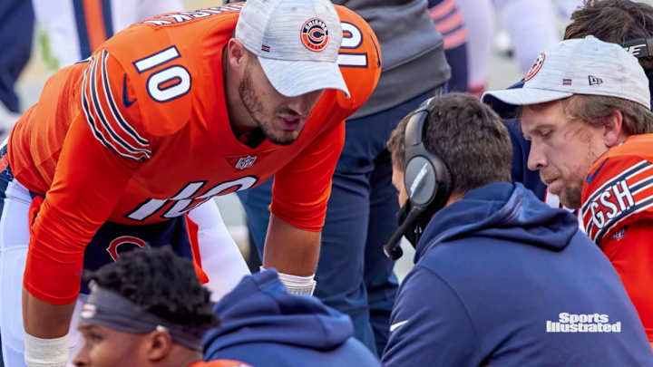 Bill Lazor's Play-Calling Takes on Look of a Committee Bill Lazor's Play-Calling Takes on Look of a Committee