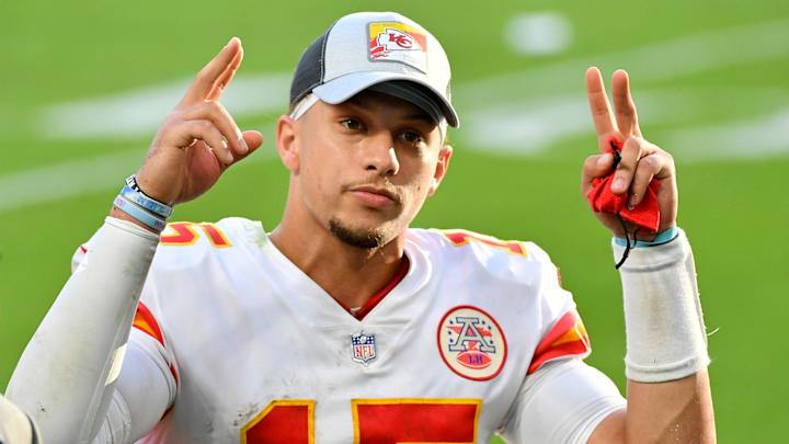 Week 15 NFL Picks: Chiefs Beat Saints, Vikings Stay Alive