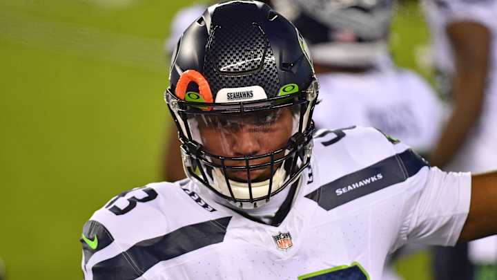 Carlos Dunlap, Brandon Shell Questionable to Play for Seahawks vs. Washington