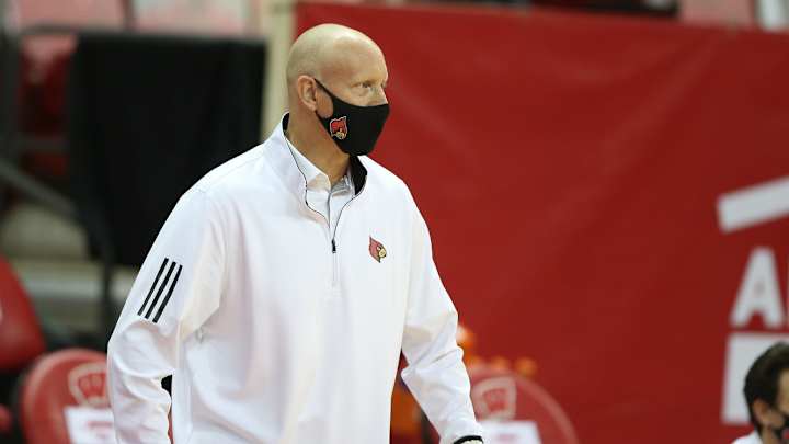 What Head Coach Chris Mack & Louisville Players Said After 85-48 Loss vs. Wisconsin