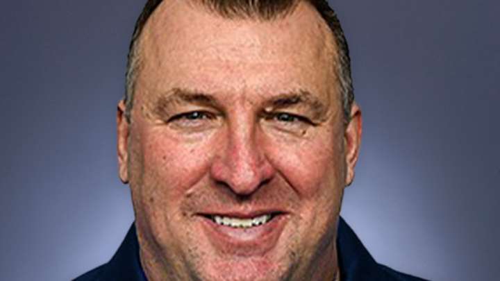 Bret Bielema Hired as Illinois Head Coach