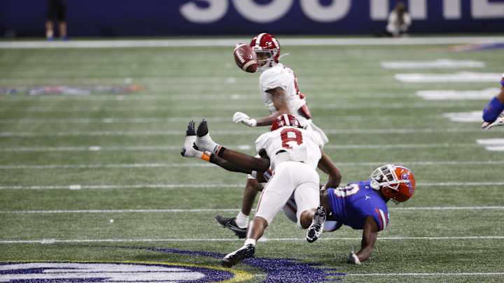 Days Later, Alabama WR John Metchie III's Hit On Florida's Trey Dean Still Making Waves