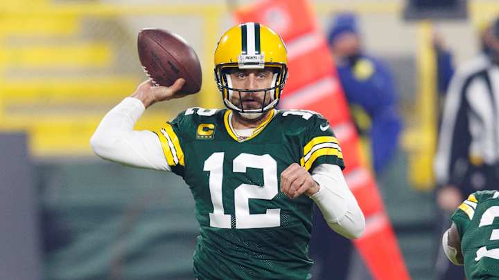 Rodgers Sets Record for 40-TD Seasons Rodgers Sets Record for 40-TD Seasons