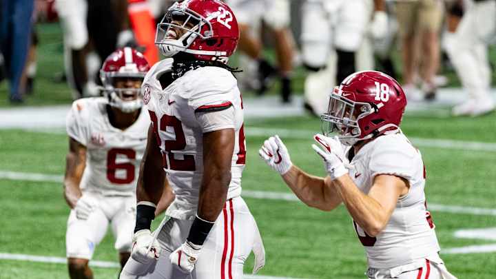 Najee Harris Obliterates Florida, Alabama's Record Book at Same Time