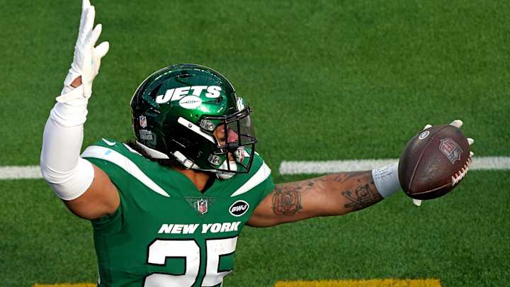 Jets Get First Win of the Season, Placing Jaguars in Driver’s Seat for No. 1 Pick Jets Get First Win of the Season, Placing Jaguars in Driver’s Seat for No. 1 Pick